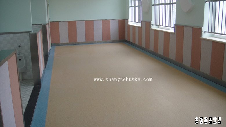北京藍(lán)天宇鋒幼兒園橡膠地板工程實圖